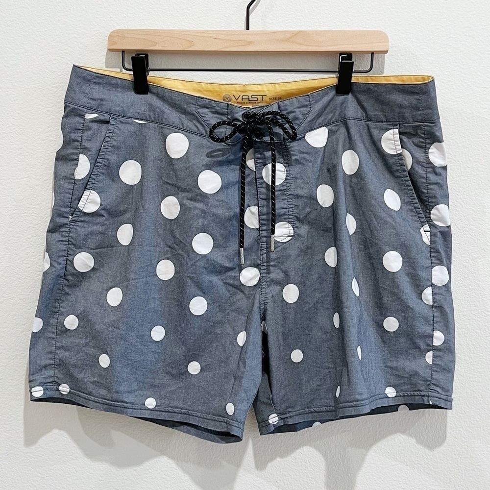 VAST Polka Dots Drawstring Swim Trunks Size 36